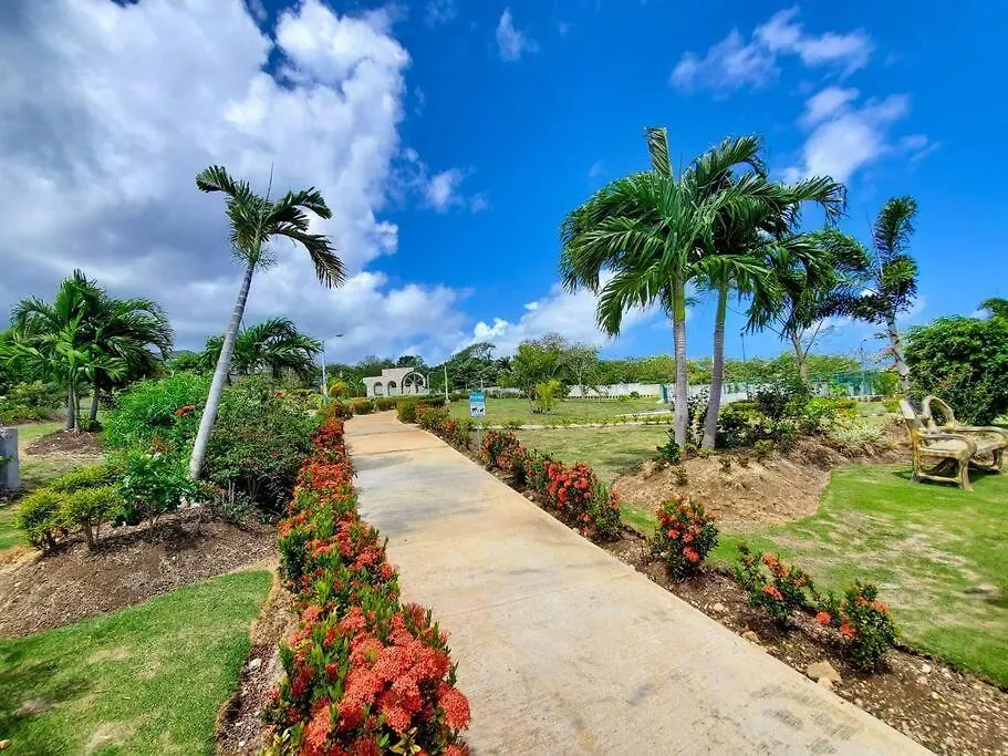 Villa Paradiso Richmond